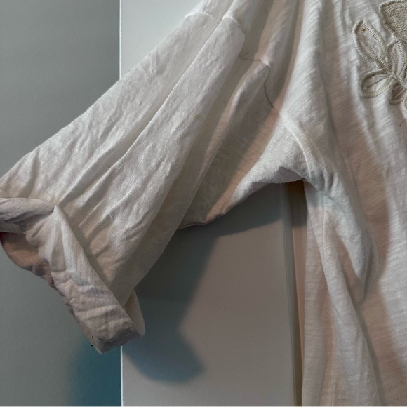 XL JCrew scoop neck white 3/4 length sleeve shirt with floral detail - Picture 4 of 6